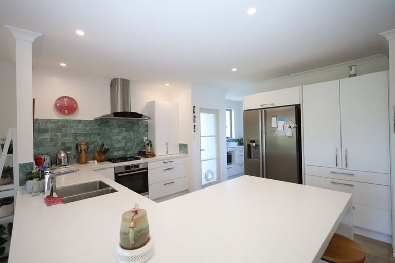 Photo of property in 24 Keilor Road, Otumoetai, Tauranga, 3110