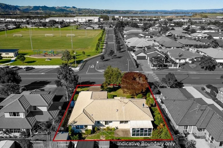 Photo of property in 215 Gloucester Road, Mount Maunganui, 3116