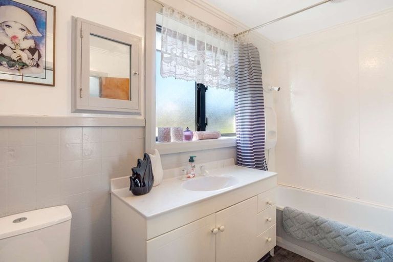 Photo of property in 37 Scobie Road, Waverley, Dunedin, 9013