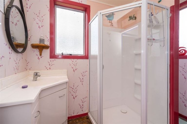 Photo of property in 18 Campbells Road, Pine Hill, Dunedin, 9010