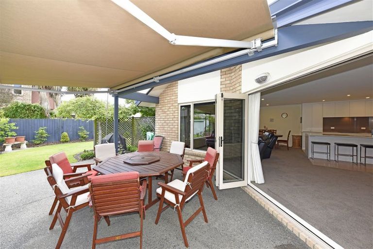 Photo of property in 53 Skyedale Drive, Harewood, Christchurch, 8051