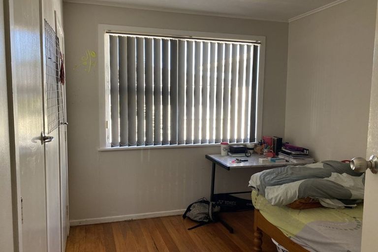 Photo of property in 81 Hepburn Road, Glendene, Auckland, 0602