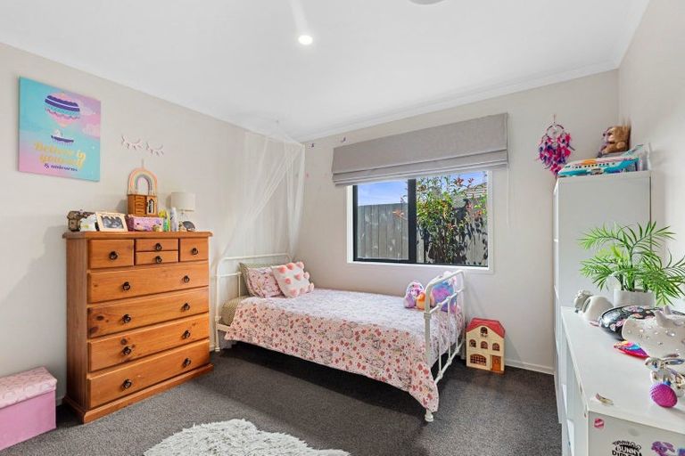 Photo of property in 32 Drabble Crescent, Papamoa Beach, Papamoa, 3118