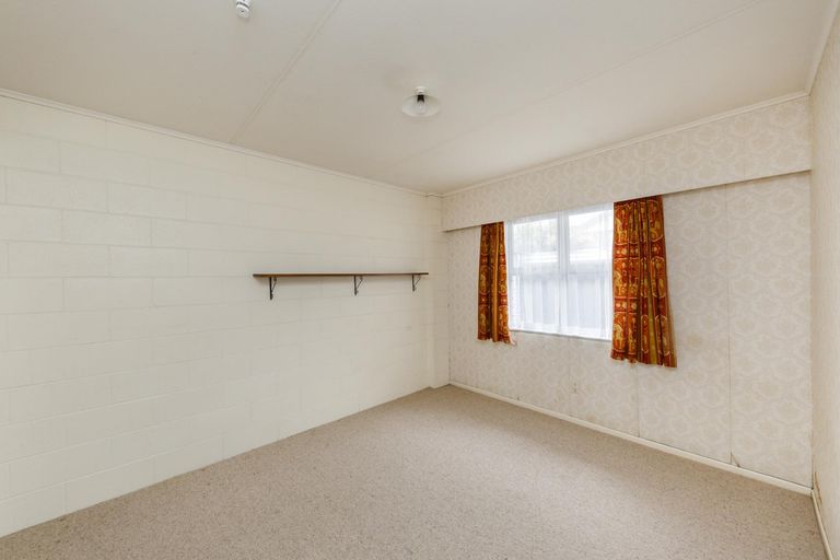 Photo of property in 2/364 Featherston Street, Palmerston North, 4414
