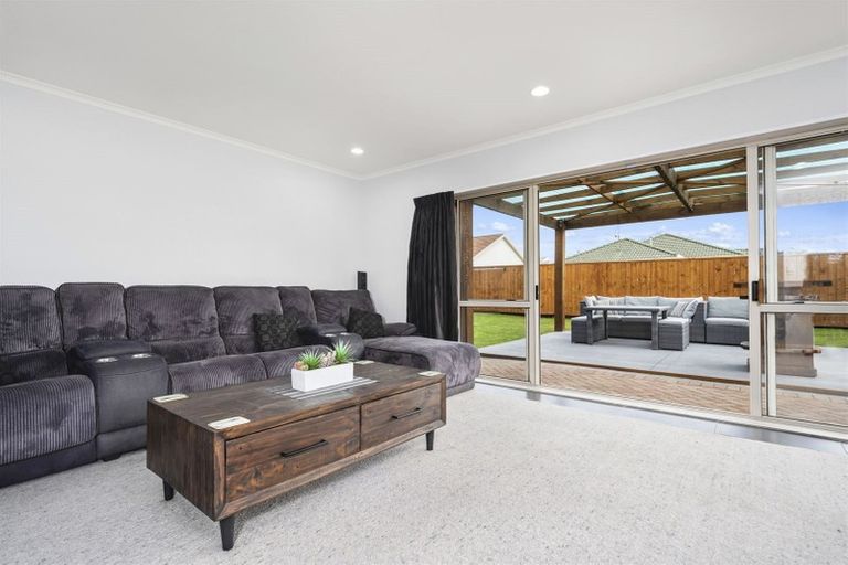 Photo of property in 22 The Green, Mount Maunganui, 3116