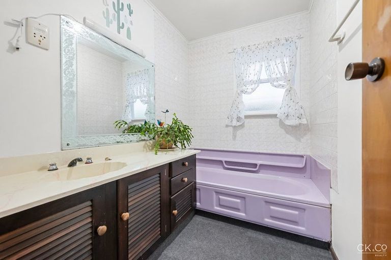 Photo of property in 11 John Street, Petone, Lower Hutt, 5012