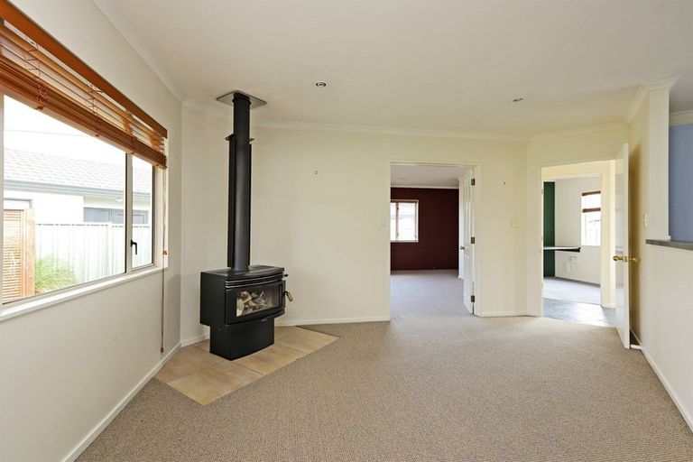 Photo of property in 17 Chelsea Drive, Taradale, Napier, 4112