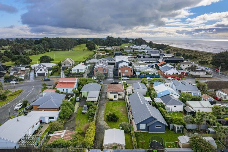 Photo of property in 13 Lonsdale Street, New Brighton, Christchurch, 8083