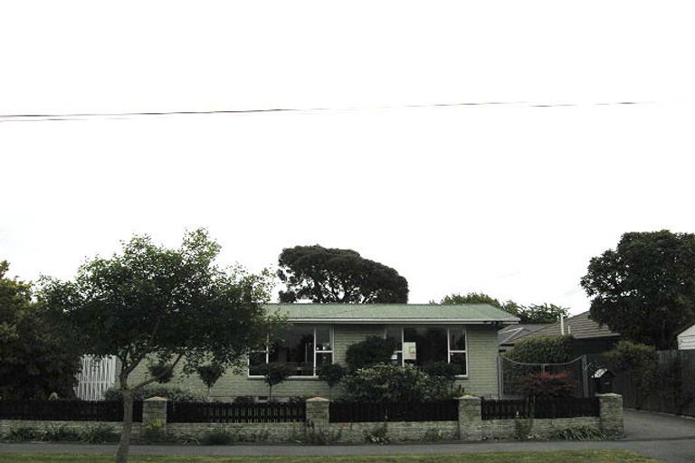 Photo of property in 22 Derwent Street, Bryndwr, Christchurch, 8053