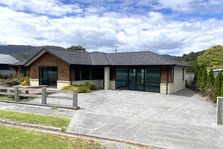 Photo of property in 165 High Street, Greymouth, 7805