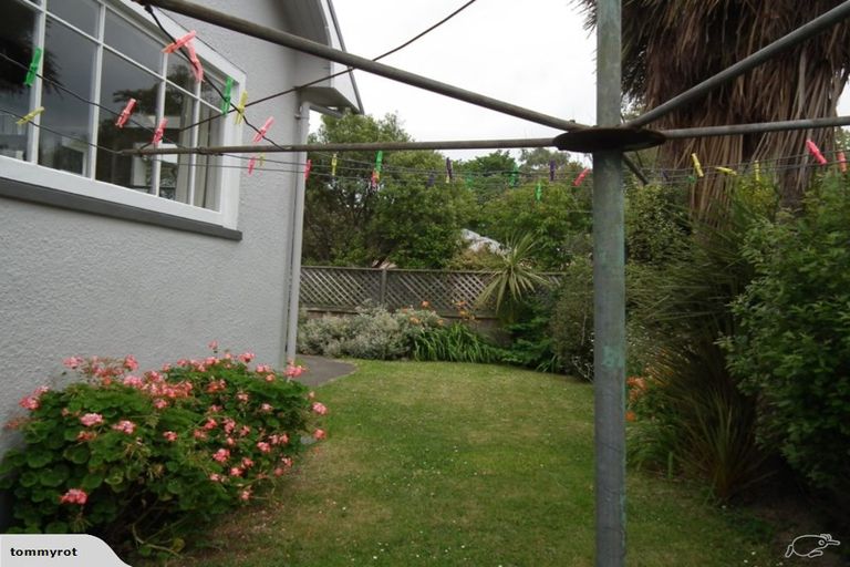Photo of property in 2/110 Rattray Street, Riccarton, Christchurch, 8041