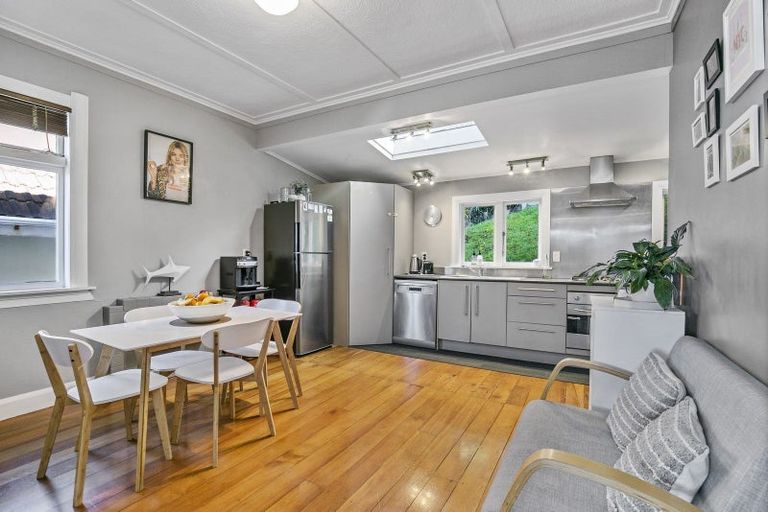 Photo of property in 33 Buckingham Street, Melrose, Wellington, 6023