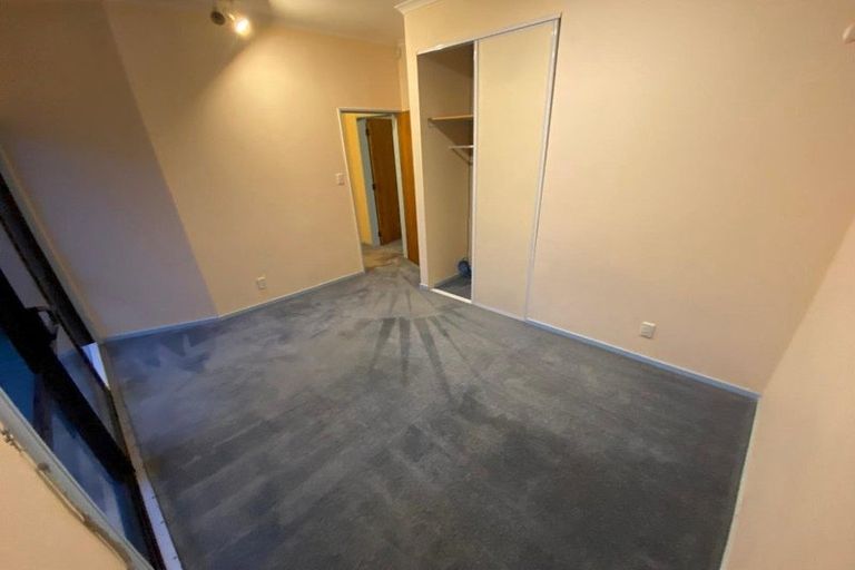 Photo of property in 2 Resolution Place, Bryndwr, Christchurch, 8053