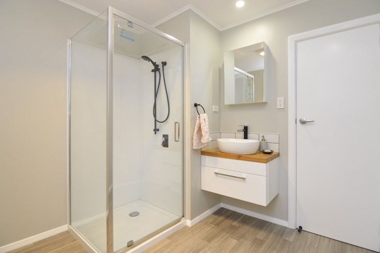 Photo of property in 26 Leicester Street, Terrace End, Palmerston North, 4410