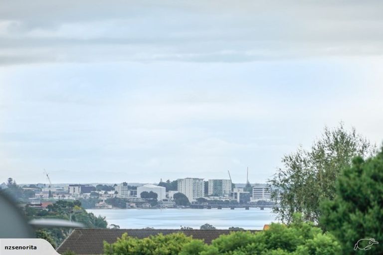 Photo of property in 399 Welcome Bay Road, Welcome Bay, Tauranga, 3112