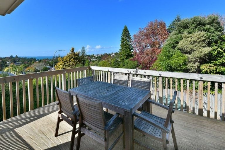 Photo of property in 65 Glamorgan Drive, Torbay, Auckland, 0630