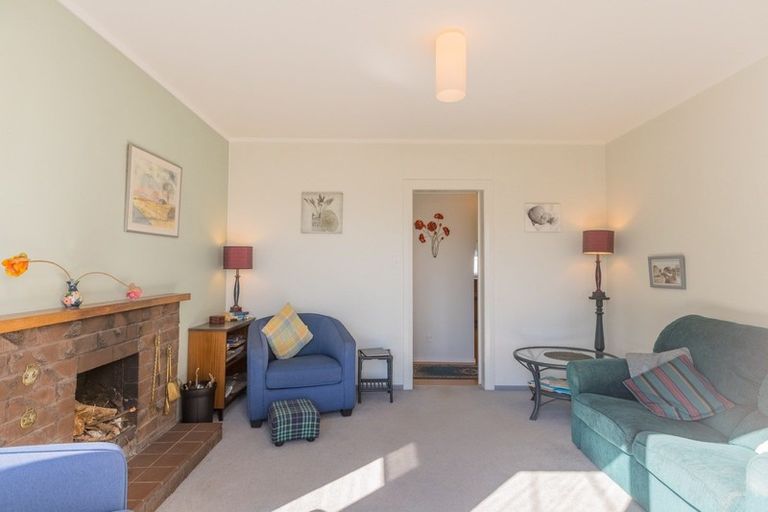 Photo of property in 36 Moana Road, Paraparaumu, 5032