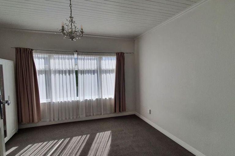 Photo of property in 14 Rhodes Street, Waimate, 7924