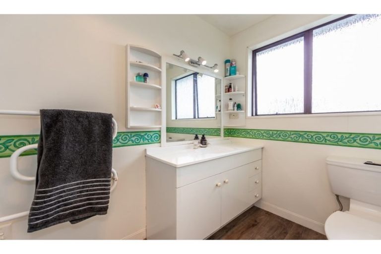 Photo of property in 53 Wingate Street, Redwood, Christchurch, 8051