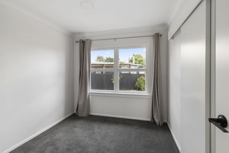 Photo of property in 35 Balmoral Street, Levin, 5510