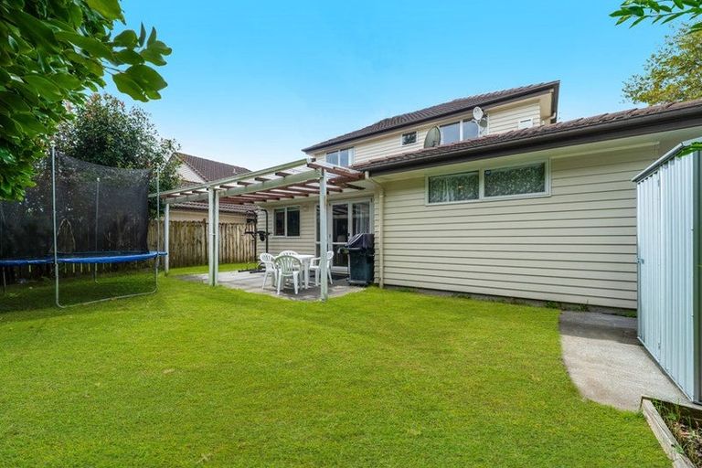 Photo of property in 2 Ritchie Crescent, Takanini, 2112