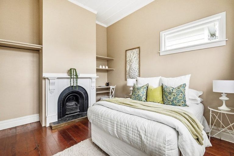 Photo of property in 13 Anne Street, Devonport, Auckland, 0624