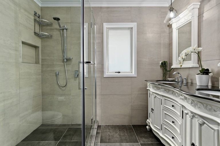 Photo of property in 26 Valley View, Bethlehem, Tauranga, 3110