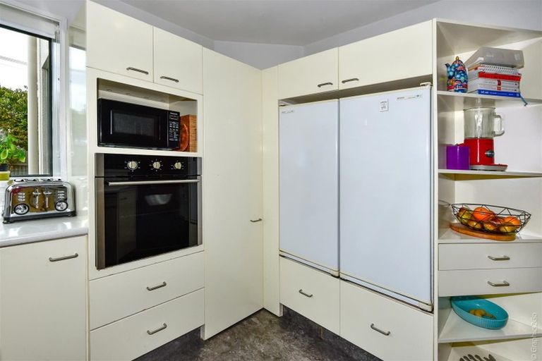 Photo of property in 53 Hawkesbury Avenue, St Albans, Christchurch, 8014