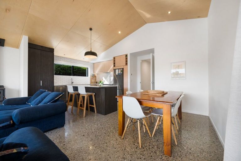 Photo of property in 6 Mcneil Crescent, Wanaka, 9305