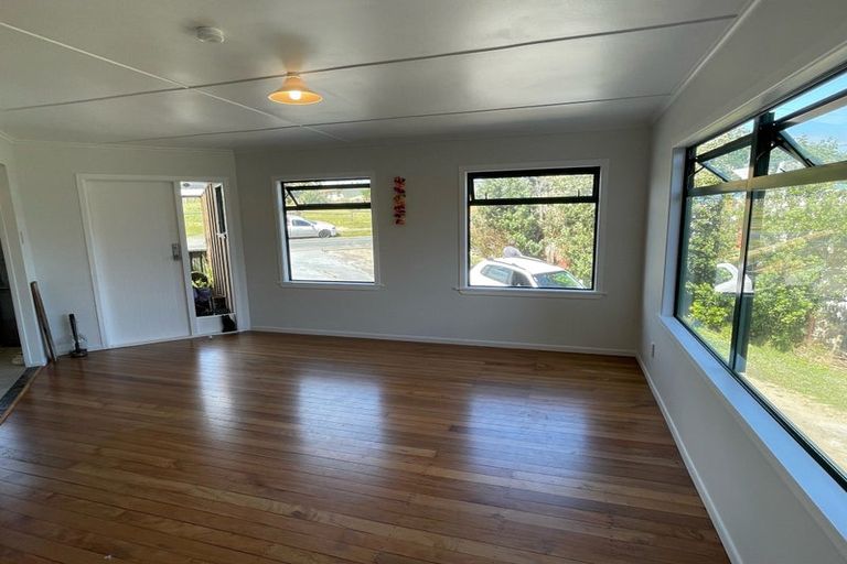 Photo of property in 4 Sea View Road, Baylys Beach, Dargaville, 0377