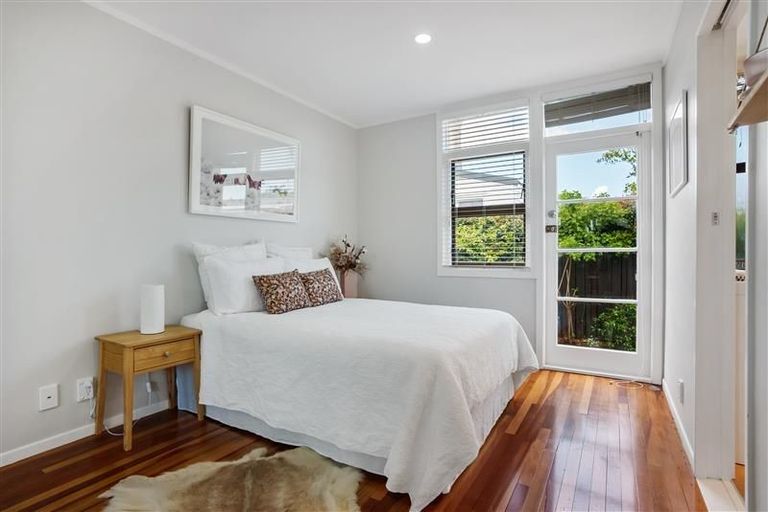 Photo of property in 4/32 Brixton Road, Mount Eden, Auckland, 1024