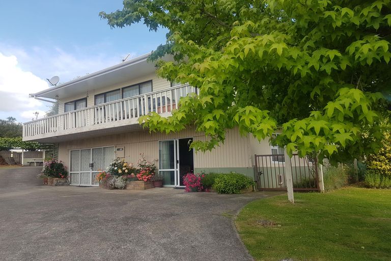 Photo of property in 22 Richmond Avenue, Richmond Heights, Taupo, 3330