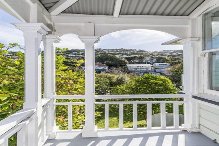 Photo of property in 60 Waipapa Road, Hataitai, Wellington, 6021