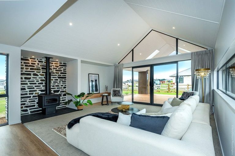 Photo of property in 37 Texel Crescent, West Melton, 7618