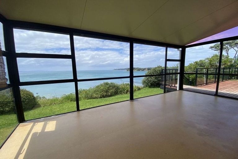 Photo of property in 244 Vipond Road, Stanmore Bay, Whangaparaoa, 0932