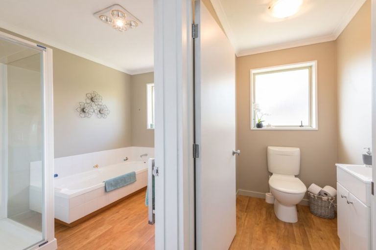 Photo of property in 11 Glenaven Drive, Motueka, 7120