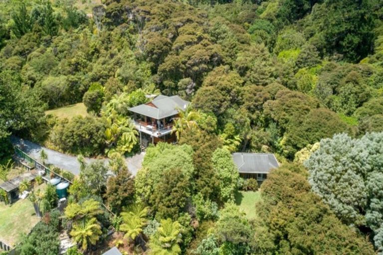 Photo of property in 30 Adams Road, Thornton Bay, Thames, 3575