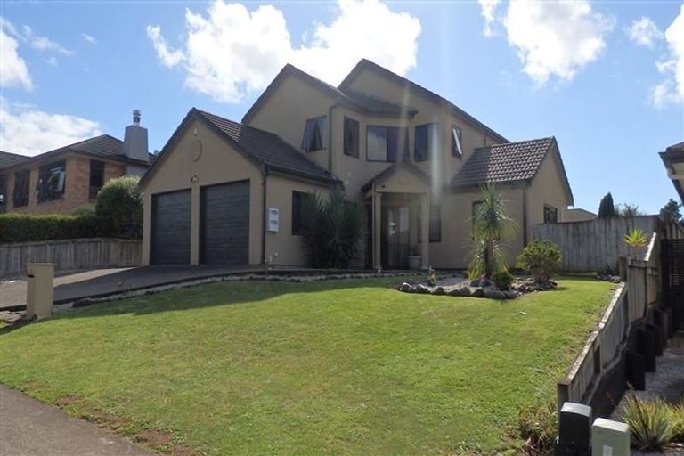 Photo of property in 21 Parkhaven Drive, Rosehill, Papakura, 2113