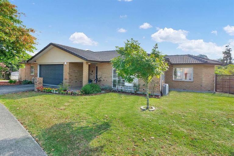 Photo of property in 7 Bibury Avenue, Henderson, Auckland, 0612