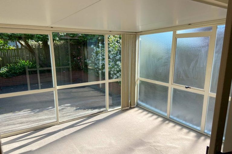 Photo of property in 2/42f Merrin Street, Avonhead, Christchurch, 8042