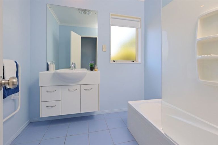 Photo of property in 22 Espalier Drive, Henderson, Auckland, 0612