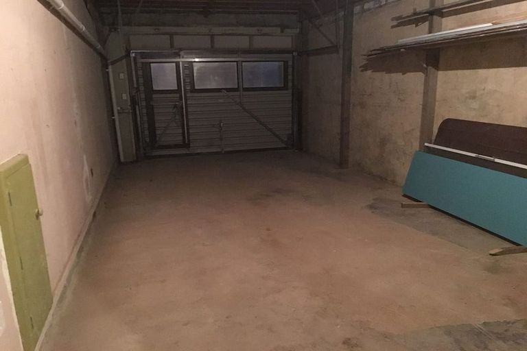 Photo of property in 104 Northland Road, Northland, Wellington, 6012