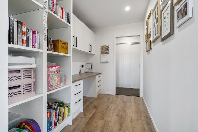 Photo of property in 6 Puka Place, Wharewaka, Taupo, 3330