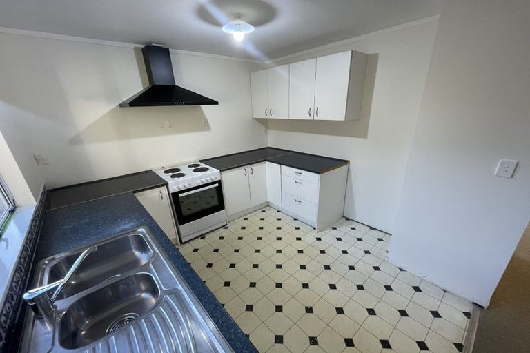 Photo of property in 2/30 Petherick Street, Taita, Lower Hutt, 5011