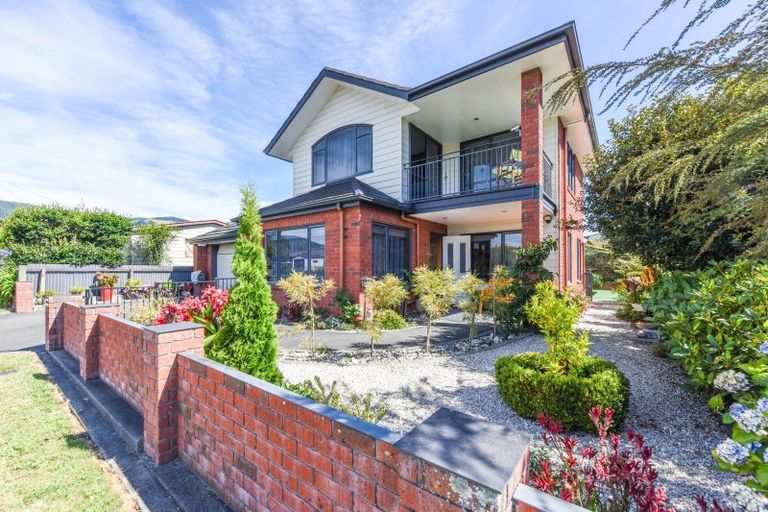 Photo of property in 38 Andrew Street, Stoke, Nelson, 7011