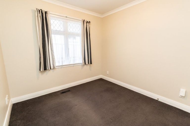 Photo of property in 3 Burrows Avenue, Karori, Wellington, 6012