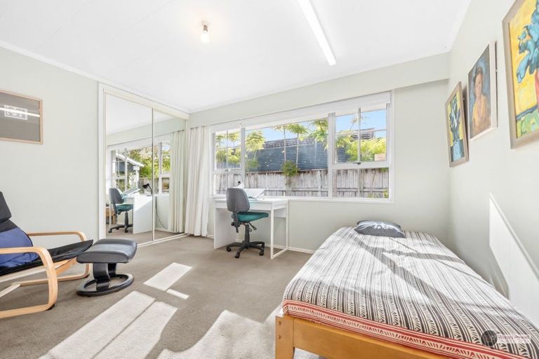 Photo of property in 82a Hautana Street, Woburn, Lower Hutt, 5010