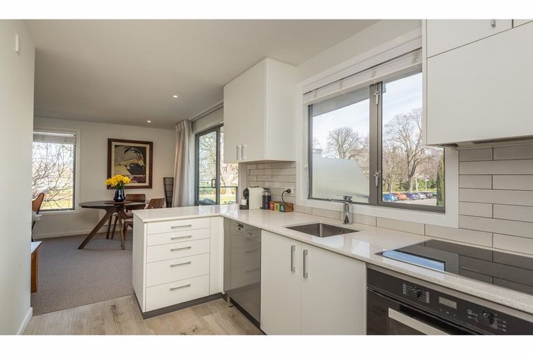 Photo of property in 6/245 Montreal Street, Christchurch Central, Christchurch, 8013
