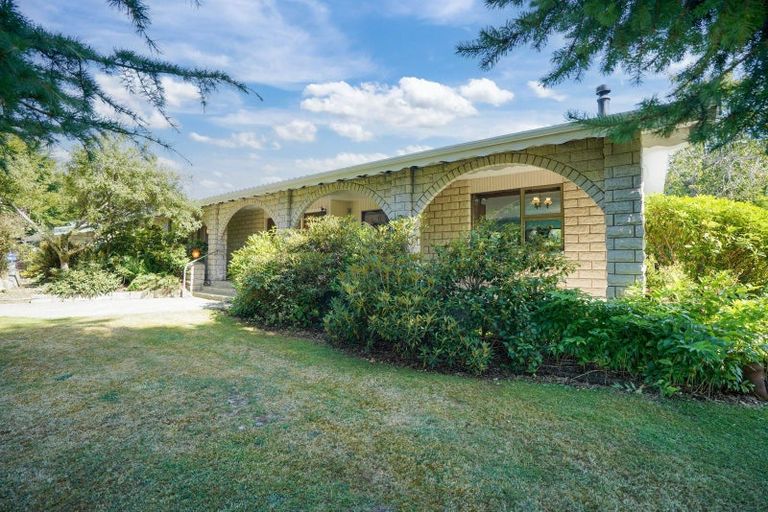 Photo of property in 195 Oteramika Road, Seaward Bush, Invercargill, 9871