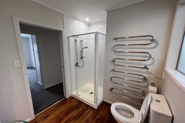 Photo of property in 1/43 Hart Road, Hauraki, Auckland, 0622